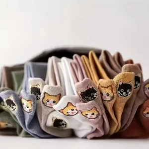 Dámské kotníkové ponožky s kočičím motivem – různé barvy